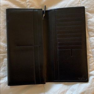 TUMI fold travel wallet brown leather